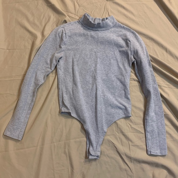 Forever 21 Gray Long Sleeve Bodysuit - Picture 1 of 5